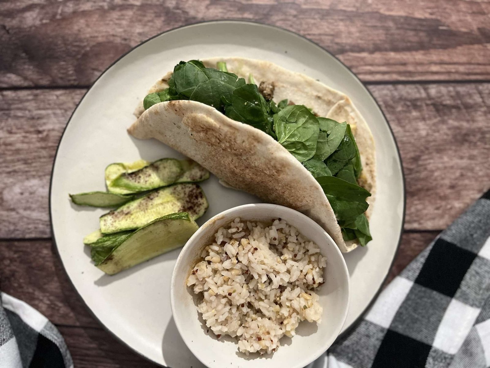 Pita rellena de Carne