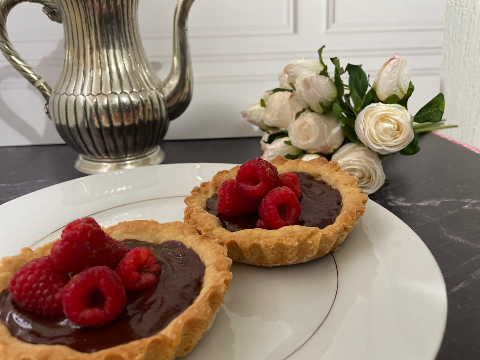 Tartaletas de Chocolate con Frutos Rojos